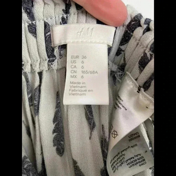 Feather Print Flowy Midi Skirt - Size 6 - Picture 2 of 2